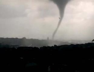 VIDEO: Tornado hits central Istanbul