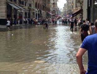 Istanbul mayor blames climate change for floods