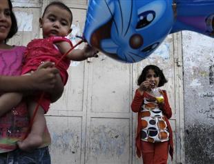 Gaza truce pushes into second day ahead of Cairo talks