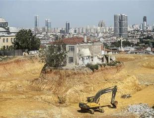 Istanbul’s famous defiant house soon to be demolished