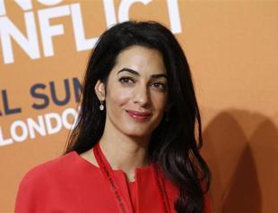 Clooneys fiancee Alamuddin rejects Gaza probe job