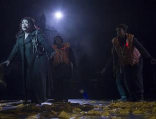 Kate Bush returns to stage after 35 years