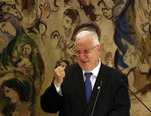 Israel elects hawkish Rivlin as 10th president
