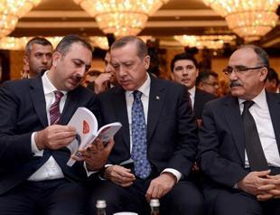 Abducted diplomats unharmed, Ankara holds emergency meeting