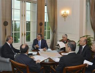 Turkey on alert as NATO convenes on ISIL invasion in northern Iraq