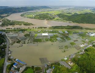 Japan rain kills two, prompts evacuation advisory for 80,000