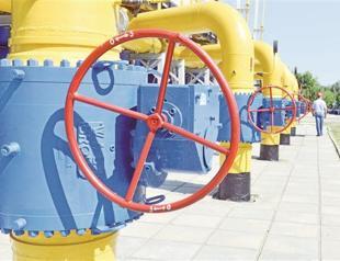 Ukraine starts test gas imports from Slovakia