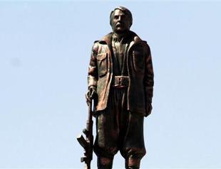 Controversial statue of PKK founder to be demolished