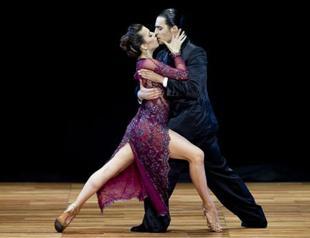 Argentine duo world tango champions, male pair close behind
