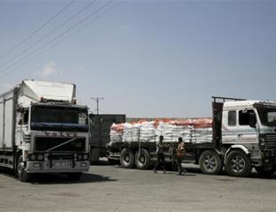 Aid flows into Gaza after Israel-Hamas truce