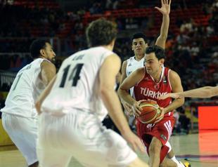 Turkey spills sweat and blood to defeat New Zealand in FIBA Basketball World Cup