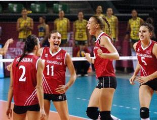 Turkey beats Brazil in FIVB opening