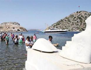 Historical island to host visitors