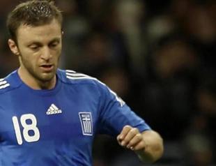 Trabzonspor signs Greek midfielder, Galatasaray, Beşiktaş complete deals