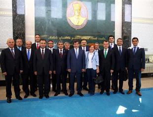 PM Davutoğlu meets judicial officers, discusses ‘parallel structure’