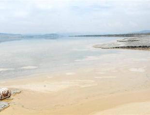 Activists to organize ‘water fast’ to raise awareness for vanishing lake