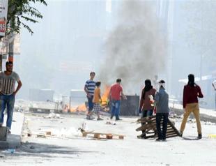 Police launch anti-terror operations in Istanbul