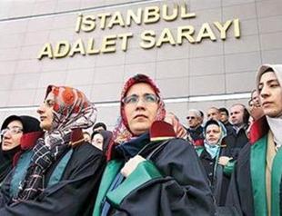 Dismissal of headscarved lawyers from court violates their rights: Top court