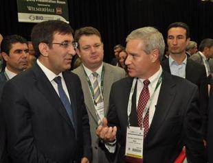 Turkey seeks to charm foreign pharma investors with purchase guarantee