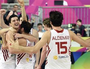 Turkey’s ‘Giants’ to meet Lithuania after Aussie miracle