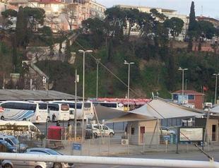 ‘ISIL minibus’ dodges police raid in Istanbul