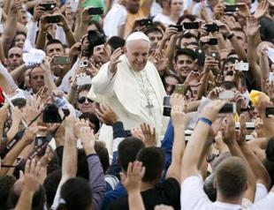 Pope, on trip to mainly Muslim Albania, condemns Islamist militants