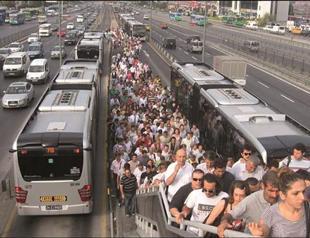 Turkey seeks solution to metrobus crowds