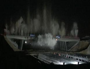 Istanbul bridges destroyed with explosives