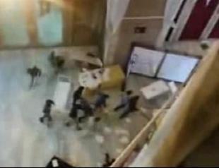 VIDEO: Islamists attack students protesting ISIL at Istanbul University