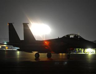 US-led raids hit jihadist oil as al-Nusra threatens reprisals