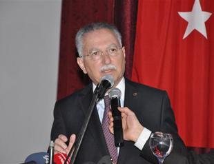 Presidential candidate İhsanoğlu commemorates Sivas massacre