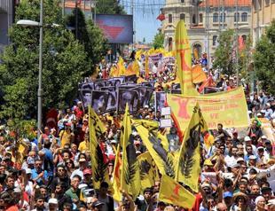 Thousands commemorate Sivas massacre as HDP candidate gives symbolic start to campaign