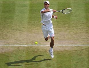 Federer, Djokovic braced for young and restless