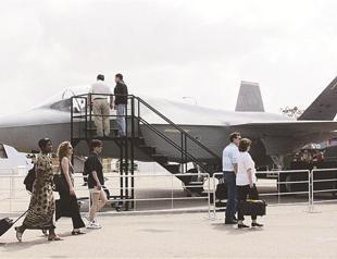 US grounds entire F-35 fleet for engine probe