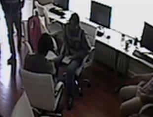 Turkish police raid critical news website