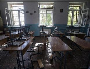 Ten killed in Ukraines Donetsk on first day of school