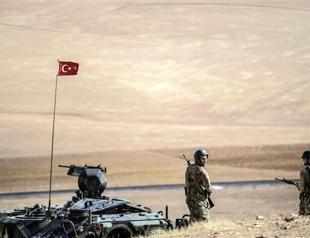 Turkey will try to stop ISIL taking Kurdish border town: PM Davutoğlu