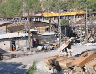 Owner of disaster-struck mine closes all facilities in Soma