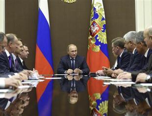 Putin orders troop pullback from Ukraine border: Kremlin