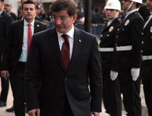 Turkish PM Davutoğlu: Only people can defeat ISIL, not air strikes
