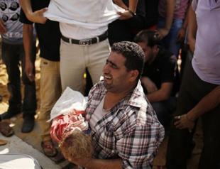 Fighting resumes in Gaza neighborhood, two-hour truce collapses