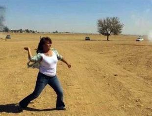 VIDEO: Turkish soldiers confront politicians on border as Syria tensions rise