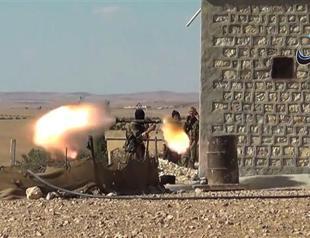 Islamist fighters advance in Syria despite US strikes