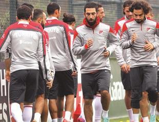 Turkey eyes victory against Czechs in Euro campaign