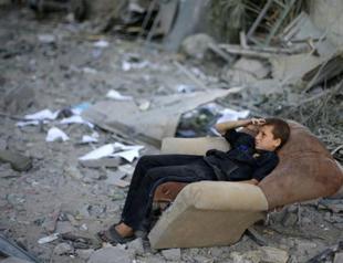 Strike on UN Gaza school kills at least 10 as Israel starts troop pullout