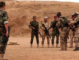 ISIL jihadists blow up bridge as Iraq forces gain ground in east