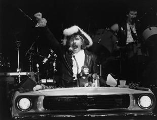 US 1960s rock-and-roller Paul Revere dies at 76