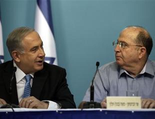 Israels defense minister in US after spat over Kerry remarks