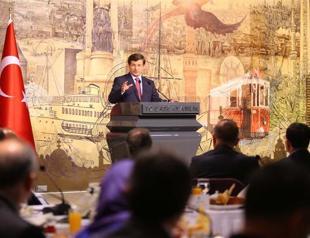 Turkish PM says Kobane offers two paths: Peace or pain