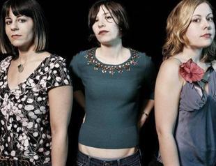 Sleater-Kinney reunite for album, tour